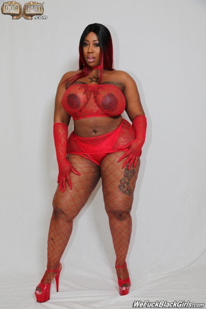 Victoria Cakes on Wefuckblackgirls.com